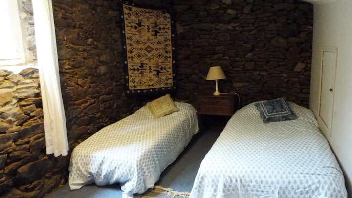 Segundo dormitorio, en la segunda planta.