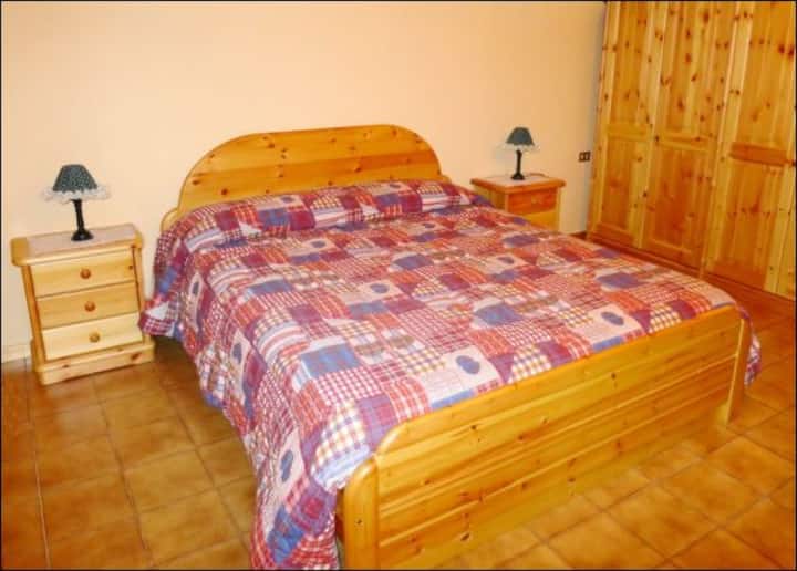 חדר שינה 1 עם מיטה זוגית