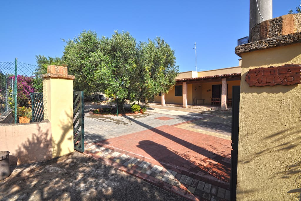 Ingresso Villa