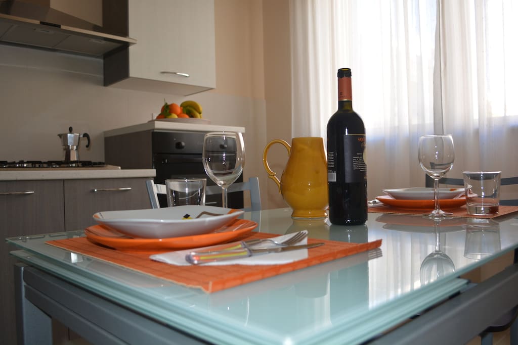 Ambiente unico cucina - soggiorno
