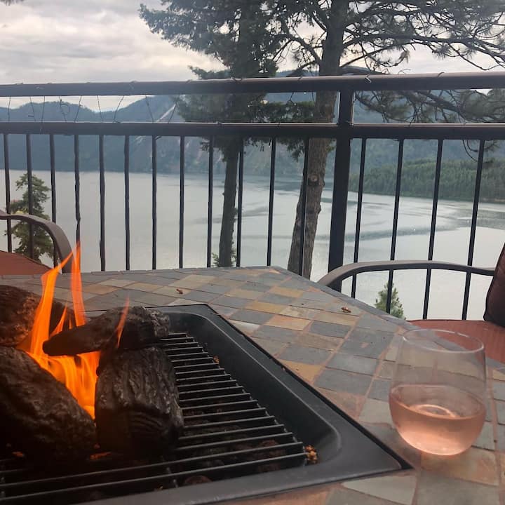 Top 12 Airbnb Vacation Rentals Near Silverwood Theme Park, Idaho