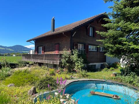 cozy chalet ...just to feel good