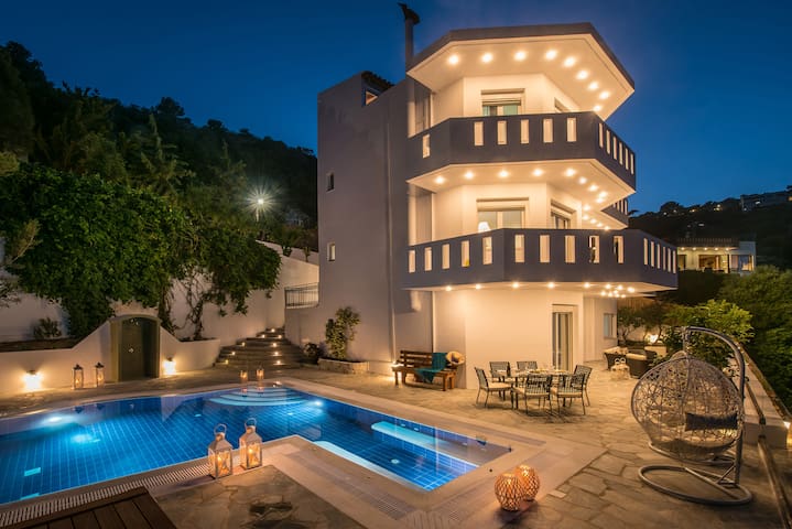 Villa Artemis, Wine Dark Sea Villas