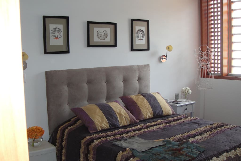 Espacioso dormitorio