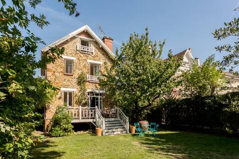 Renovated 1920 Villa