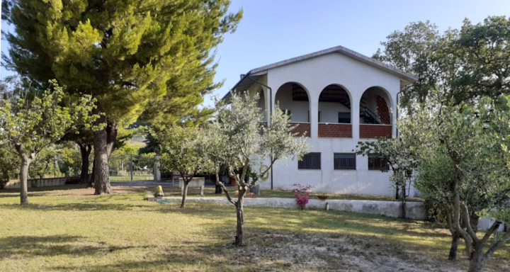 Villa Danila, a patio in Conero Park
