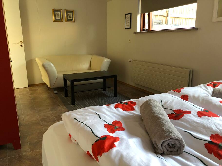 King bed room #2