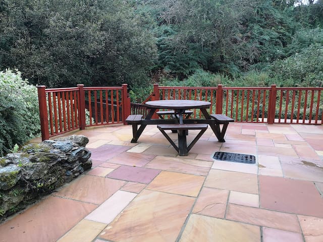 Listing in Isle Of Anglesey