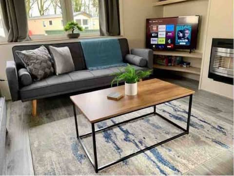 Unique 3 bedroomed caravan
~Lake District~