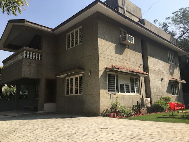 Studio Apartment Ahmedabad Tcs prahlad nagar september 2017: top 20 prahlad nagar vacation Studio Apartment Ahmedabad Tcs prahlad nagar september 2017: top 20 prahlad nagar vacation