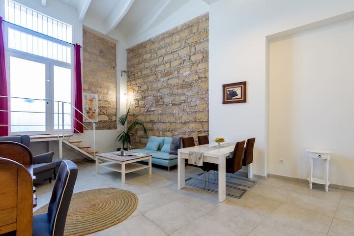 ꕥ Loft in Historical Treasure | Bodega | + Parking