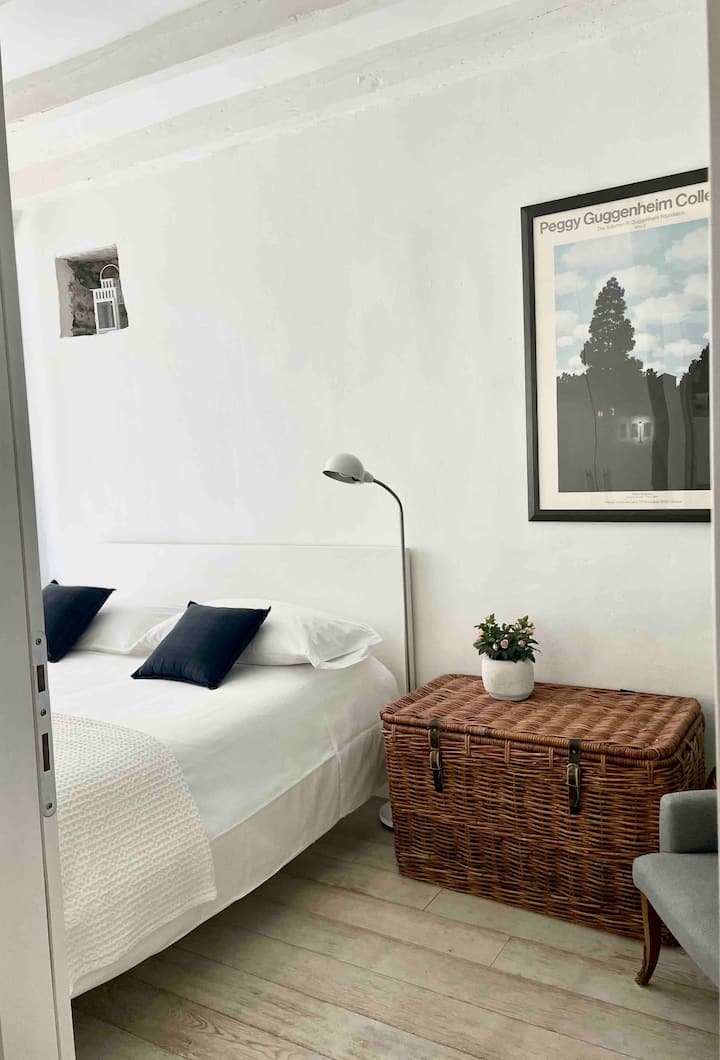 Room Tre