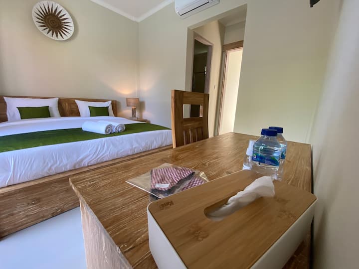 Working from Bali, room for rent Berawa Canggu Apartments for Rent in