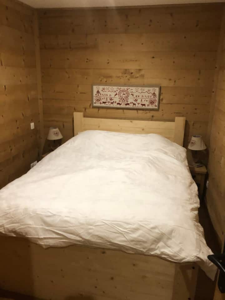 საძინებელი 2