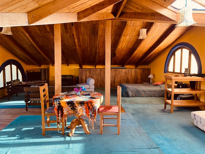 Artistic Loft · Nature Views -Ideal For Long Stays - ボリビア