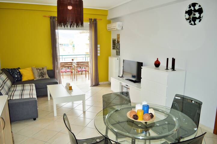 Superhost Beach Penthouse Apt near Athens