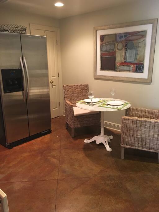 Breakfast area and kitchen