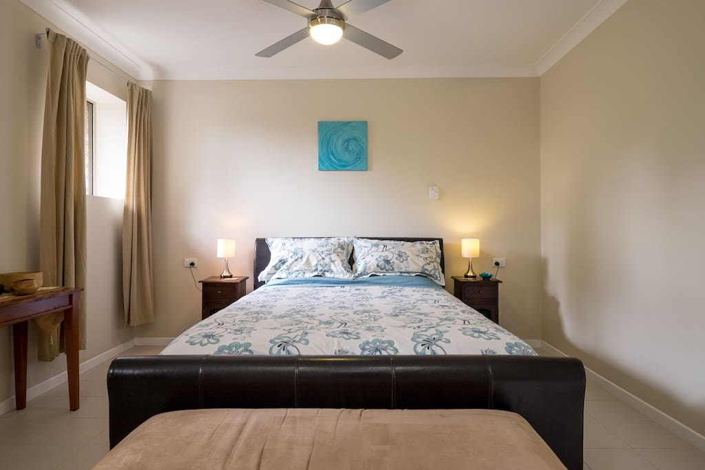 Queen bed with posturepedic mattress. Winter and summer doona's