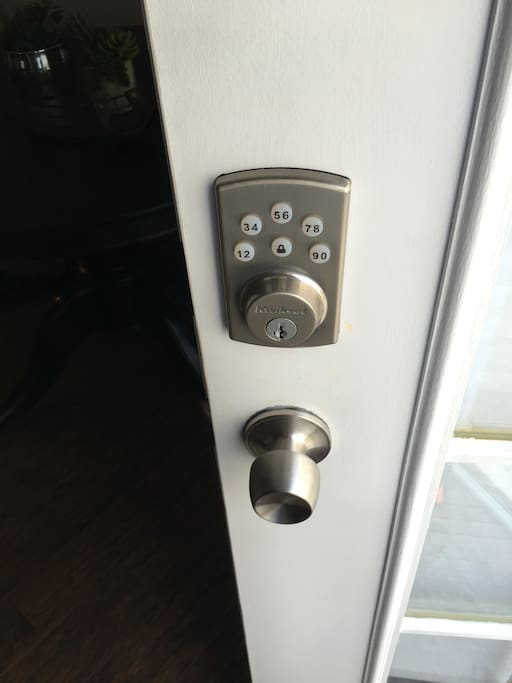 Side/Back door outside key lock