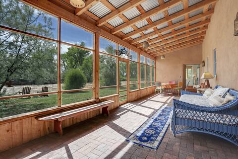 Abiquiu River Front Cottage