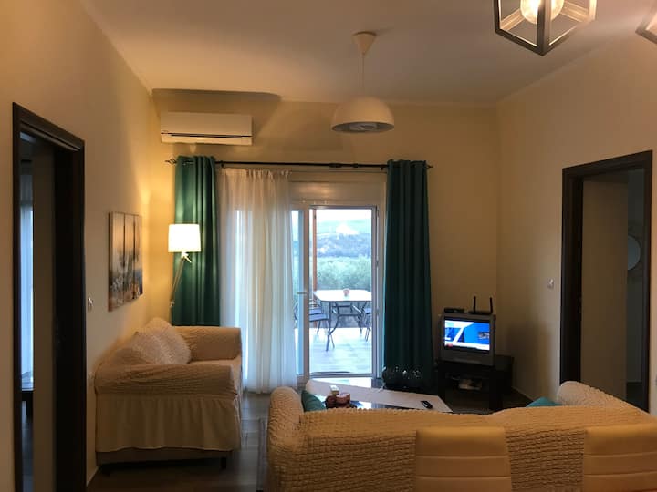 Maria's Sweet Home. Traditional Renovated House - Greece