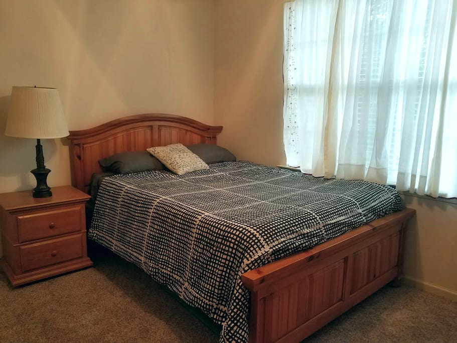Queen bed, complete with brand new Tuft & Needle mattress and ultra soft cotton sheets