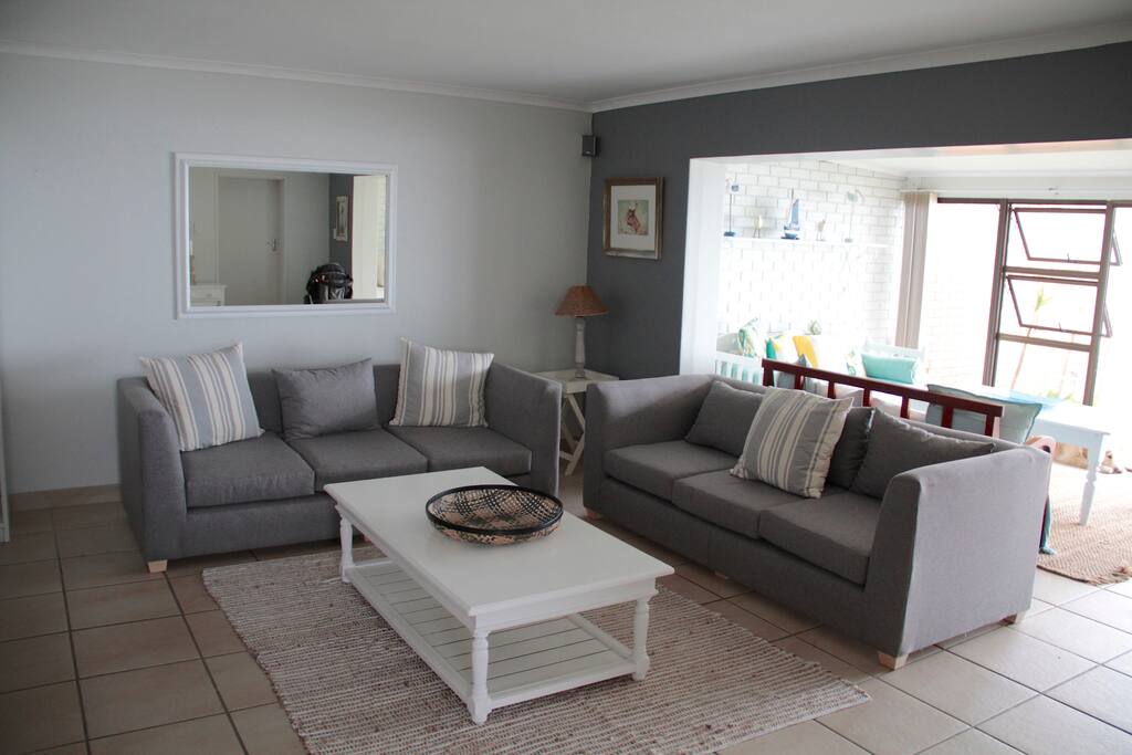 Lounge area
