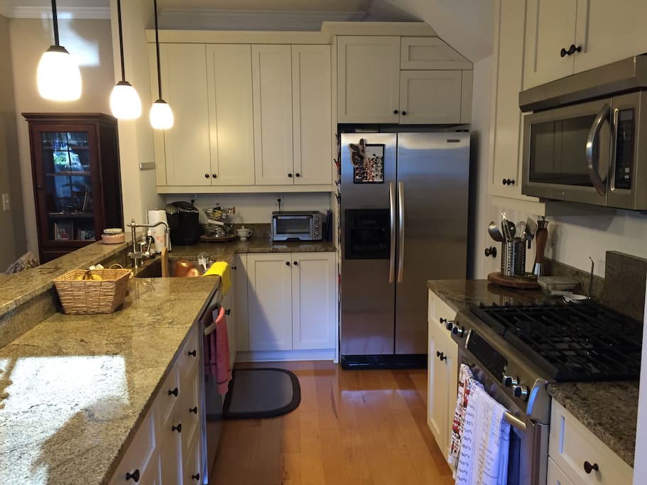 Kitchen- Keurig; Microwave; Gas Stove; Toaster