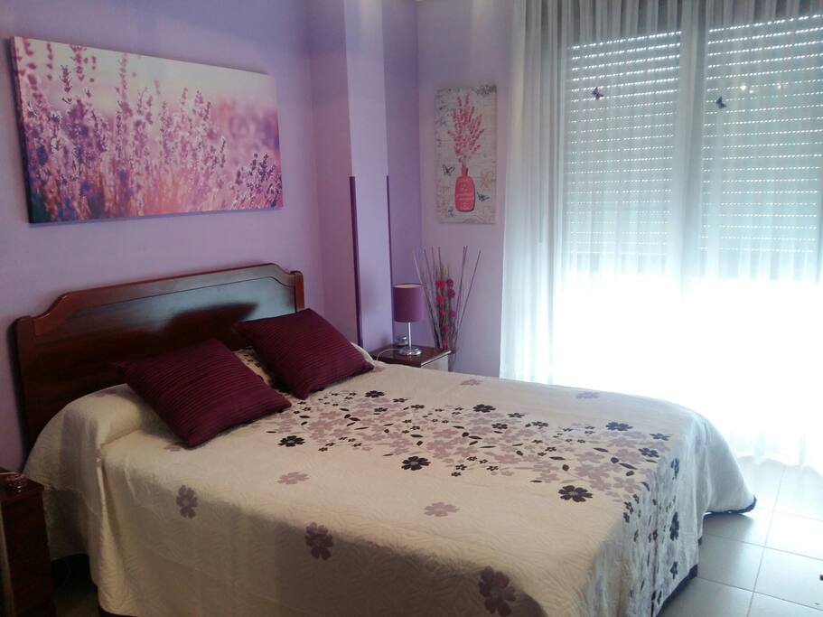 amplia habitacion matrimonio