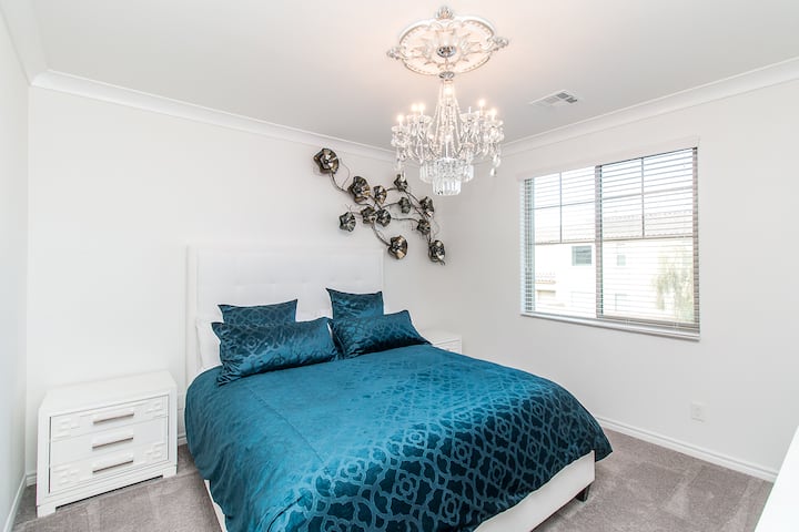 Magamistuba 2 koos KING Sterns & Foster Estate Bridlegate 'i tipptasemel madratsiga 