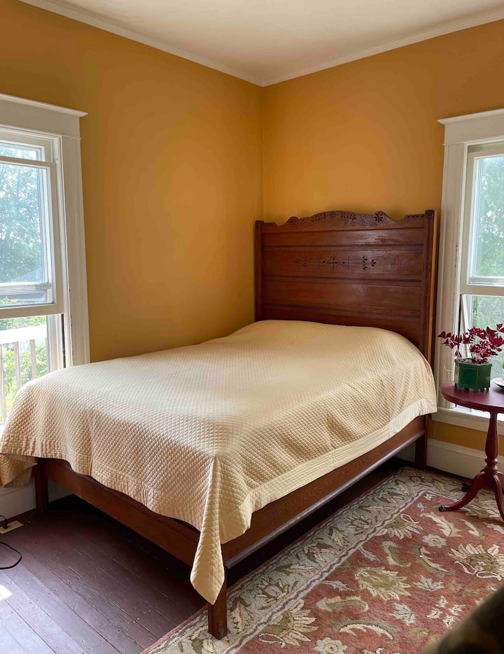 Beneden: Volledige slaapkamer