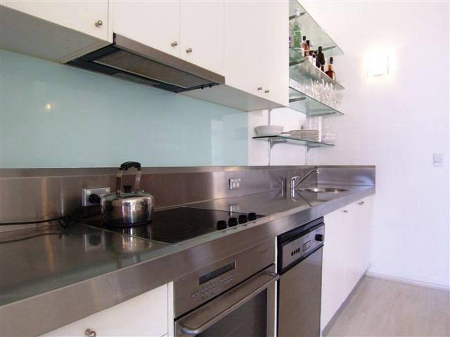 Full kitchen facilities.