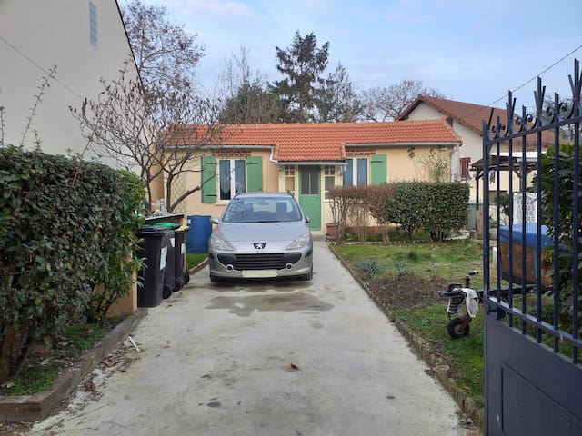 maison 4 personnes 20 minutes au sud de paris