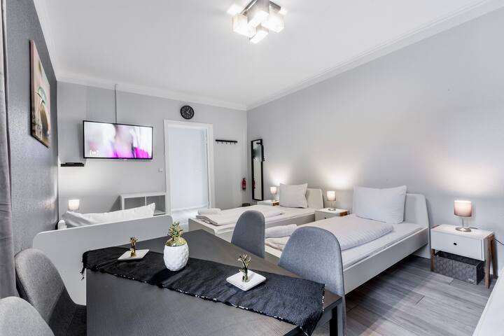 MIDTOWN-APARTMENTS-BERLIN PREMIUM gallery image 3