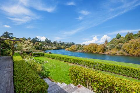 River View Retreat with Spa Pool - Taupo