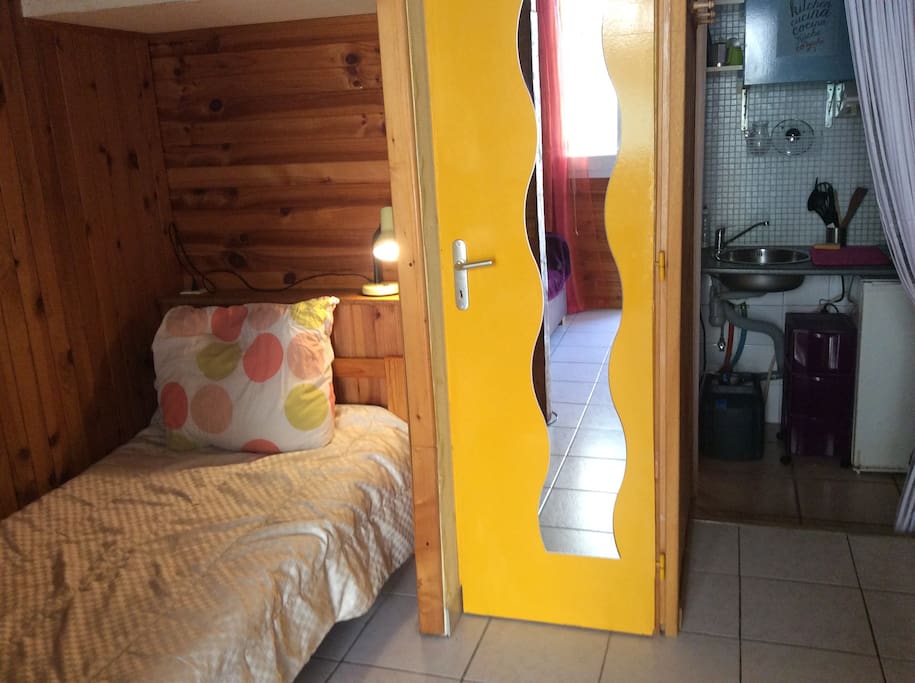 Partie kitchenette au fond