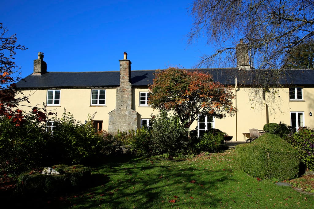 The pretty cottage garden
