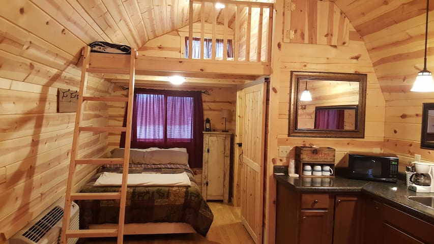 Airbnb Rathbun Lake Vacation Rentals Places To Stay