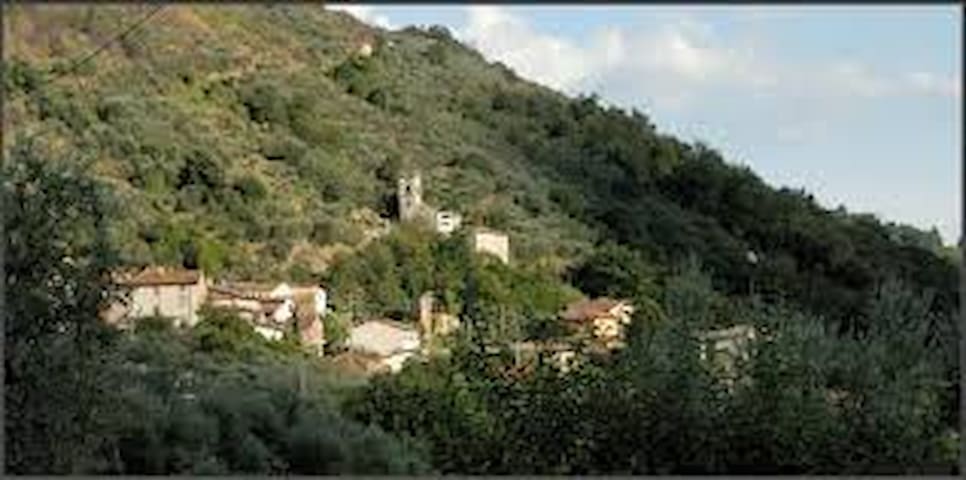 ~*HOUSE IN TYPICAL TUSCANY COUNTRYSIDE*~