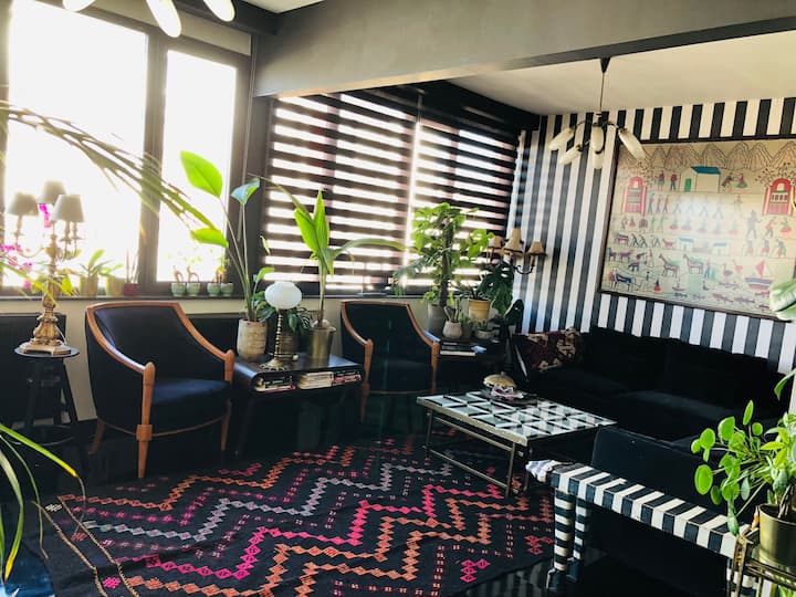 Designer 2br With Home Office, Nisantasi–bomonti - Şişli
