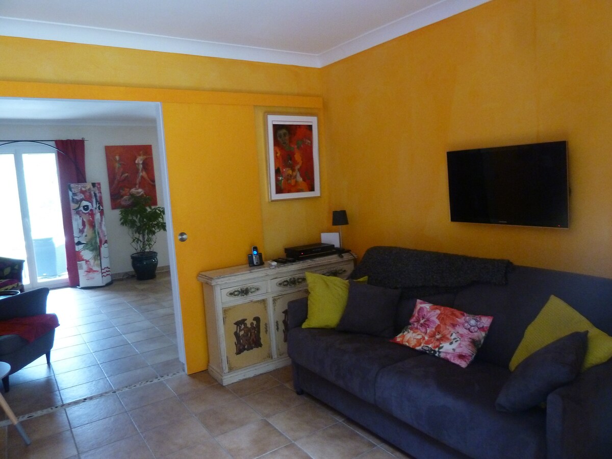 Sebule - mwonekano wa sebule