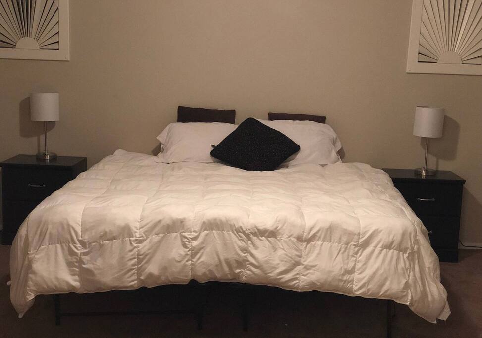 King size foam bed