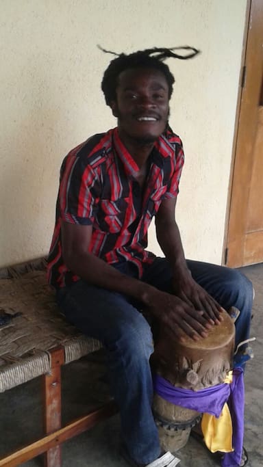 Damballah drumming for the spirits
