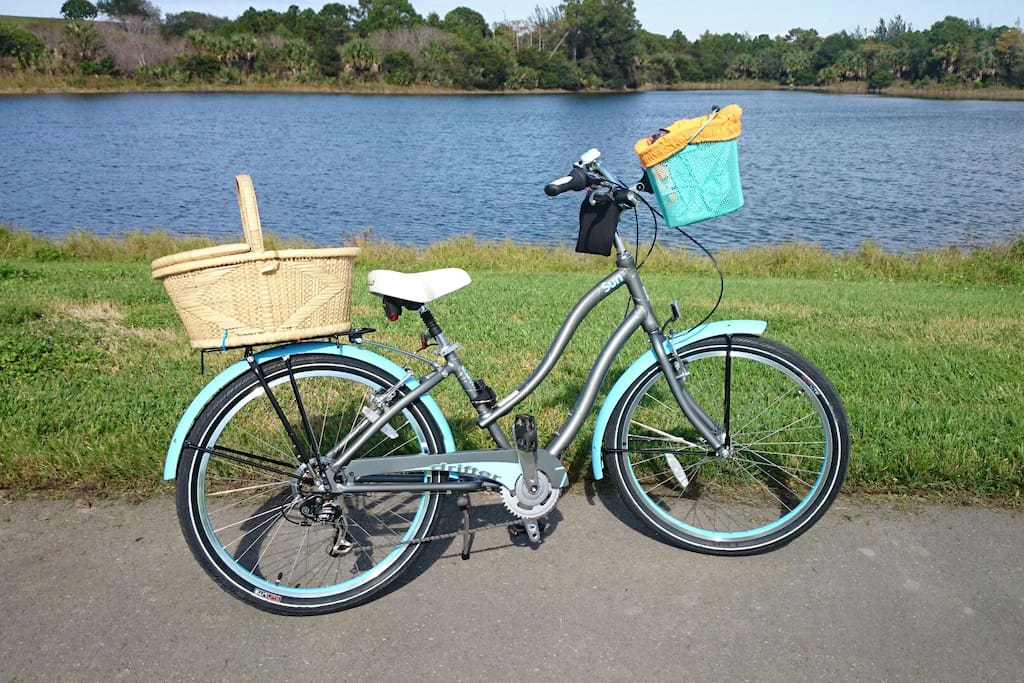 Lots of biking trails