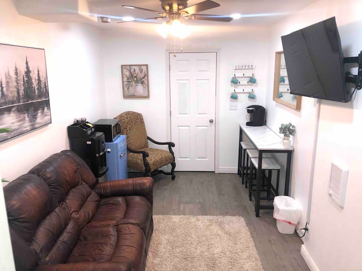 Basement King Private Suite W/ Separate Entrance - Wendover, UT