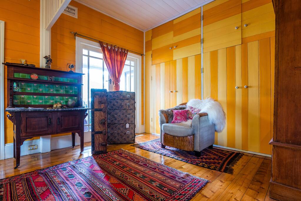"This was my first air bnb booking and we were so impressed with this place, now can't wait to return. The apartment is the front section of a heritage house, so we could enter and leave as we liked but just had to knock on an adjoining door if we had any questions or requests. The cottage is charming with gorgeous decor and plenty of room, central heating for those chilly mountain evenings and lots of lovely touches. It was a treat to stay here and our host Jilea was welcoming, without intruding - thank you again!" Katrina from Sydney