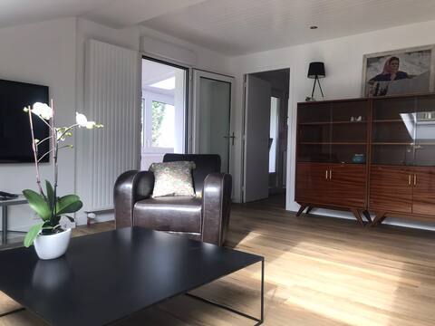 Quiet apartment in the countryside pool near Bénodet