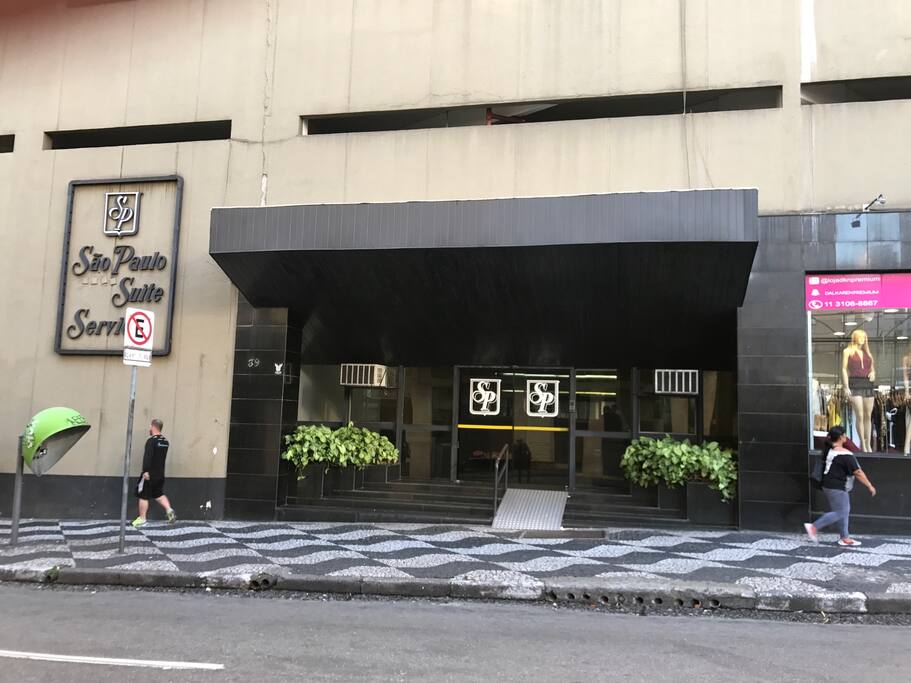 Entrada social do edifício