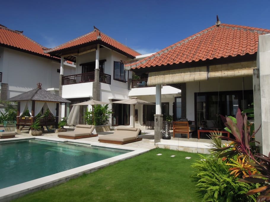 The exterior of the villa at day light