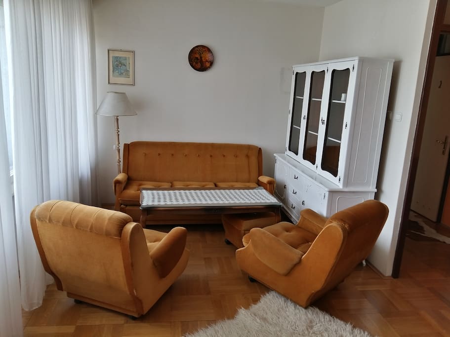causy common space with sofa bed for 2 persons